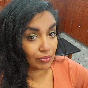 Meet your Posher, Cherryl